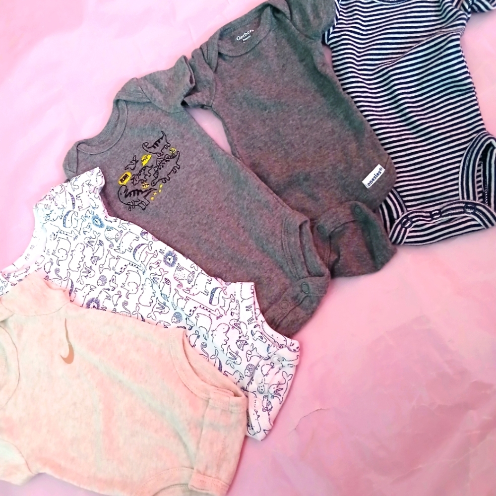 NICE! New/Barely Worn Premie Onesies, Boy/Girl, 5/$12, can be $10. w/$4.99-shppg